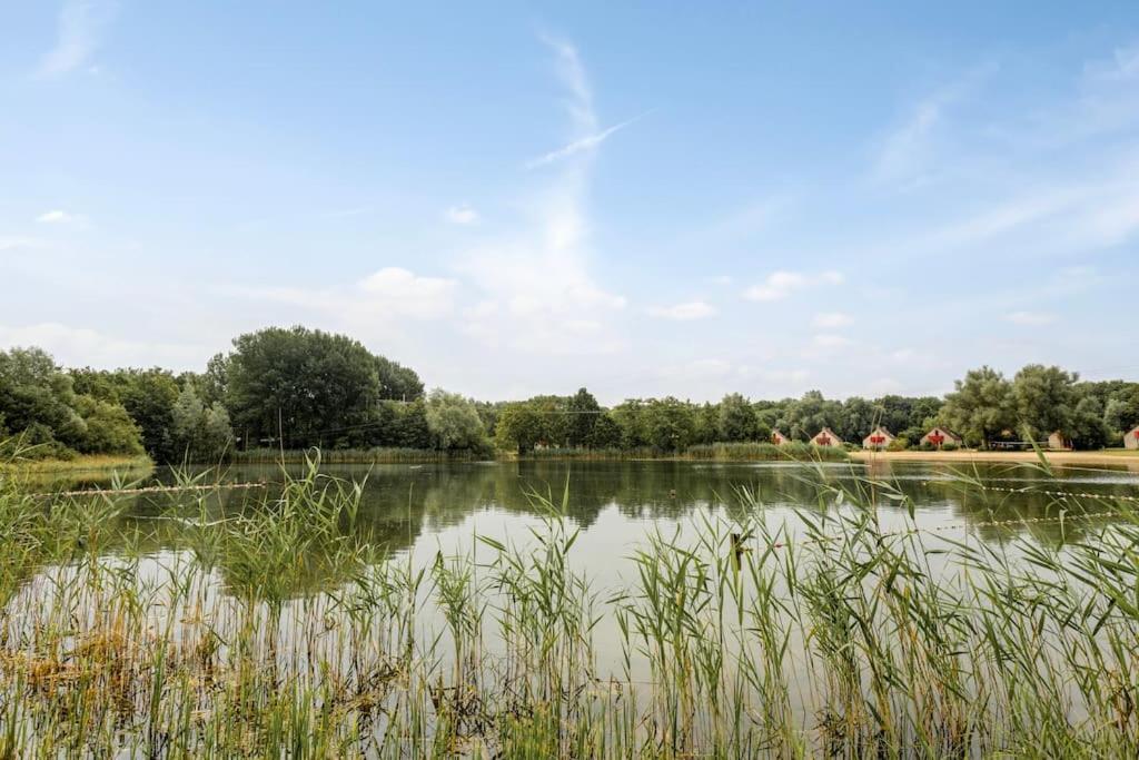 Vakantiehuis Aan Het Water -Incl Laadpaal- Ewijk Εξωτερικό φωτογραφία