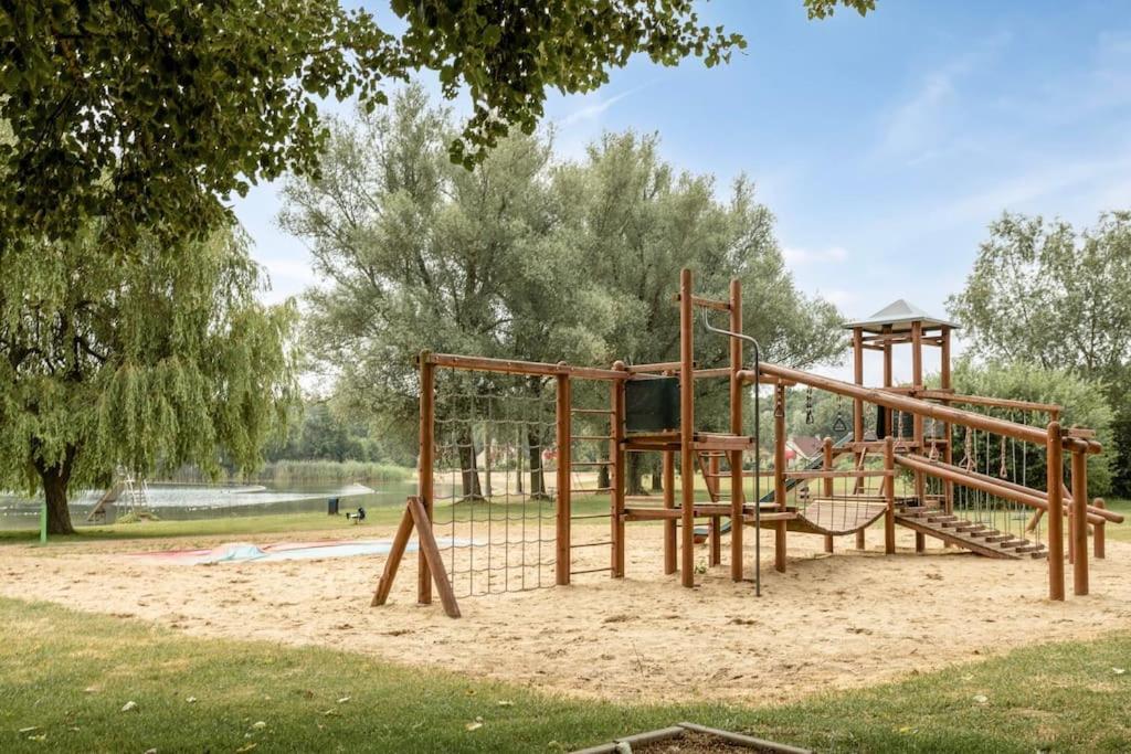 Vakantiehuis Aan Het Water -Incl Laadpaal- Ewijk Εξωτερικό φωτογραφία